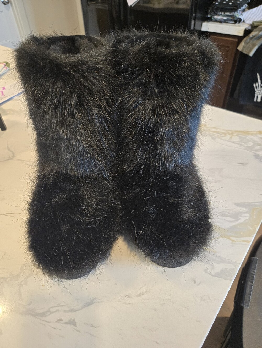 BearPaw Black Faux Fur Treaded Boots. SIZE 9
